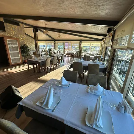 Hotell Sultan Hotel-restaurant-bistro 3*
