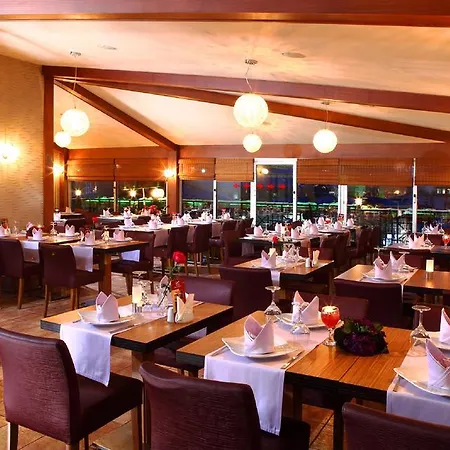 Hotel Sultan Hotel-restaurant-bistro 3*