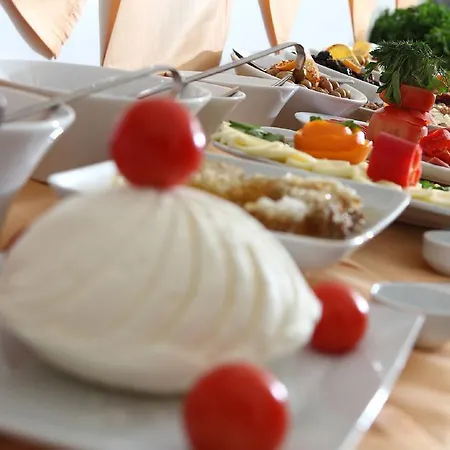 Sultan Hotel-restaurant-bistro Hotell 3*