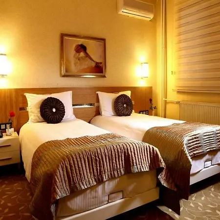 Sultan Hotel-restaurant-bistro Hotell 3*
