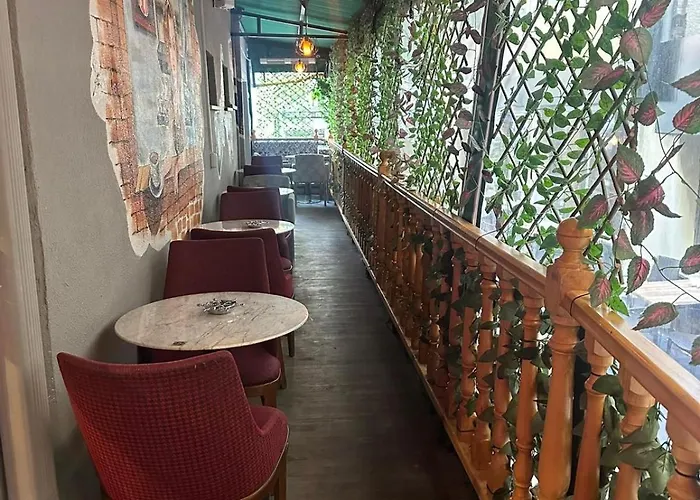 Sultan Hotel-restaurant-bistro Hotell 3*